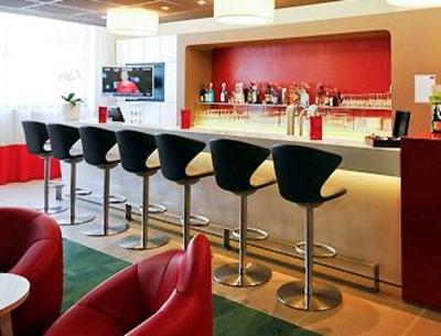 фото отеля Mercure Valenciennes