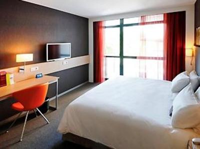фото отеля Mercure Valenciennes
