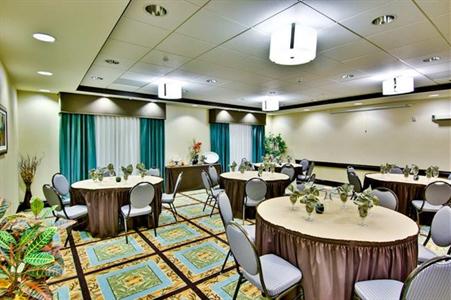 фото отеля Hampton Inn & Suites Moreno Valley