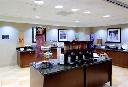 фото отеля Hampton Inn & Suites Moreno Valley