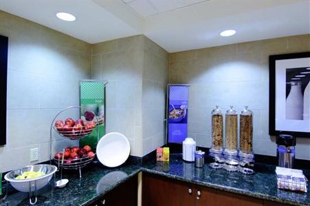 фото отеля Hampton Inn & Suites Moreno Valley
