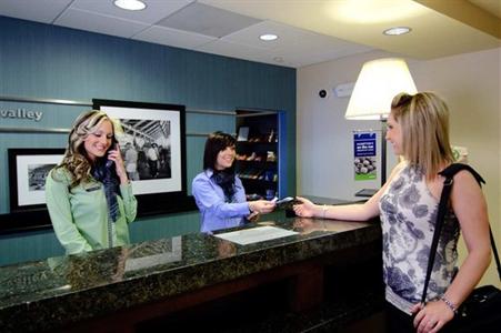 фото отеля Hampton Inn & Suites Moreno Valley