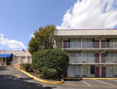 фото отеля Howard Johnson Inn Richmond West