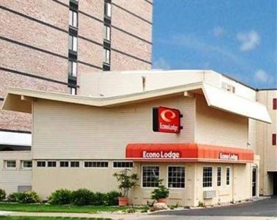 фото отеля Econo Lodge Downtown Omaha