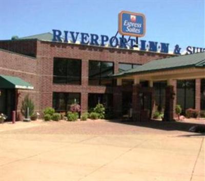 фото отеля Riverport Inn Express Suites