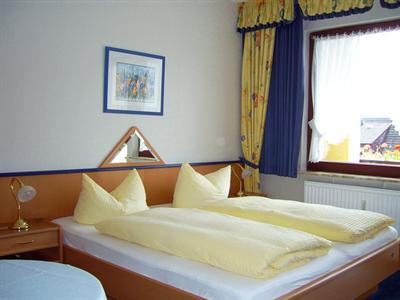 фото отеля Garni Hotel Tonburg