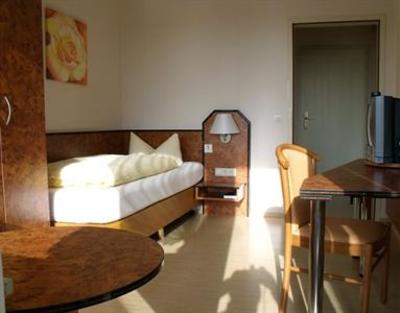 фото отеля Garni Hotel Tonburg