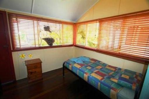 фото отеля Travellers Oasis Backpackers