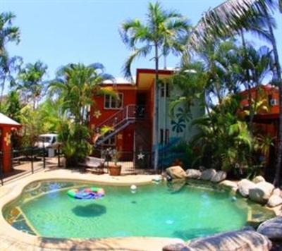фото отеля Travellers Oasis Backpackers