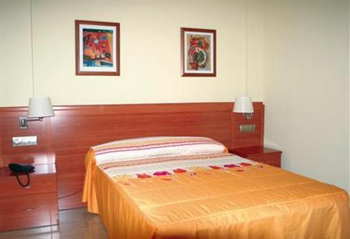 фото отеля Aparthotel Oca Atlantico
