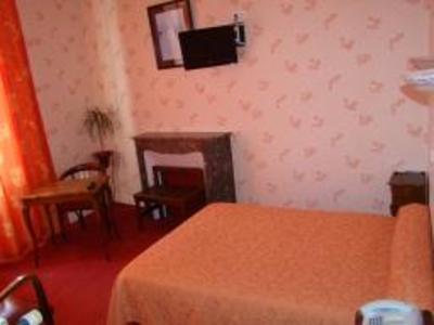 фото отеля Hotel Au Chapon Fin Poitiers