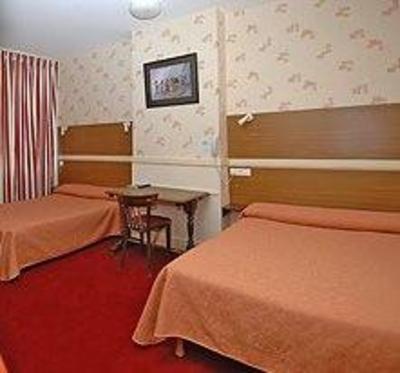 фото отеля Hotel Au Chapon Fin Poitiers
