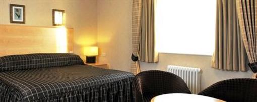 фото отеля The Walnut Tree Hotel