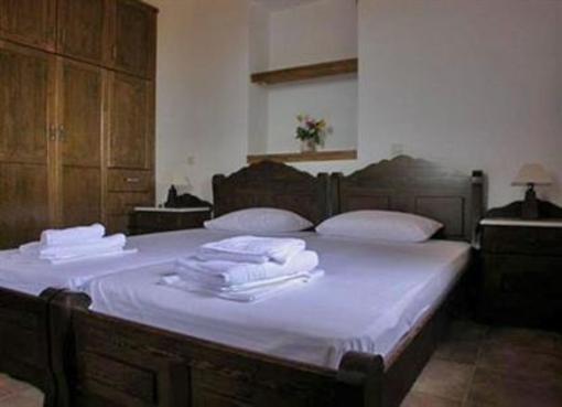 фото отеля Kolokotronis Hotel