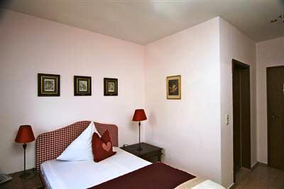фото отеля Hotel-Restaurant Haus Kuckenberg