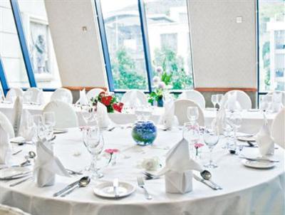 фото отеля Macdonald Holyrood Hotel