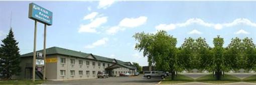 фото отеля Grand Inn Moorhead