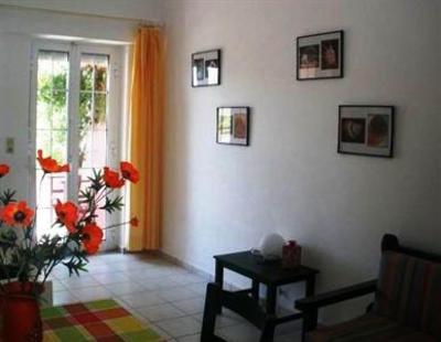 фото отеля Livadi Apartments