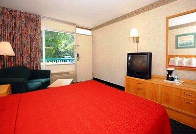 фото отеля Quality Inn Groton