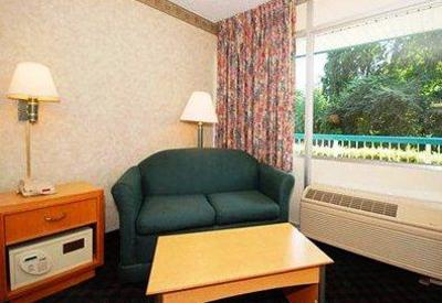 фото отеля Quality Inn Groton