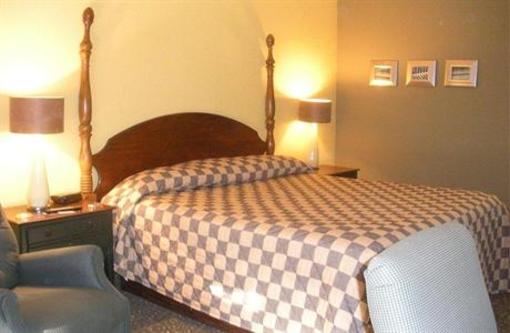 фото отеля Golden Palms Inn & Suites