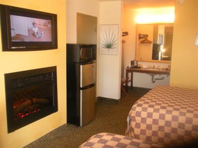 фото отеля Golden Palms Inn & Suites
