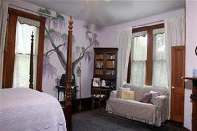 фото отеля Sweetwater Branch Inn