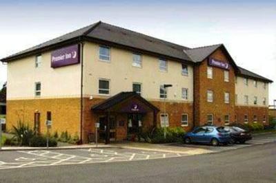 фото отеля Premier Inn Wakefield City North