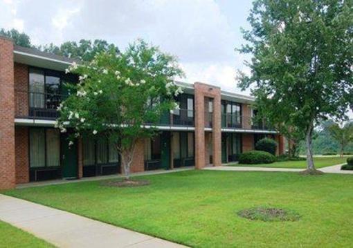 фото отеля Quality Inn & Suites Ozark