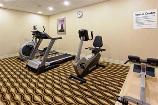 фото отеля Holiday Inn Express Benicia