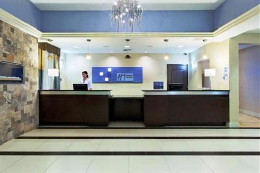 фото отеля Holiday Inn Express Benicia