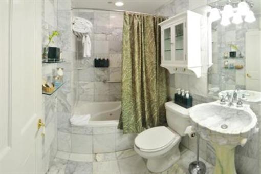 фото отеля The Gardens Hotel Key West