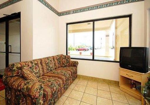 фото отеля Econo Lodge Effingham