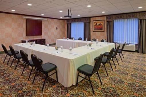 фото отеля Holiday Inn Express Hotel & Suites Branchburg