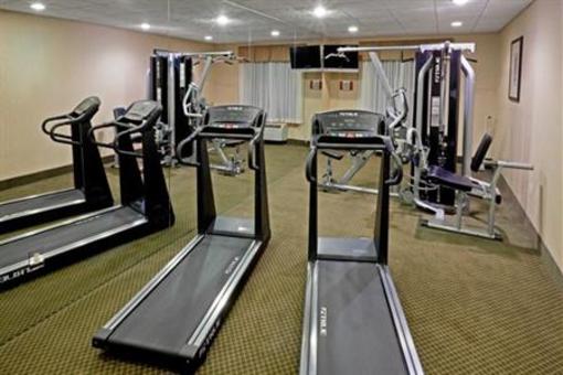 фото отеля Holiday Inn Express Hotel & Suites Branchburg