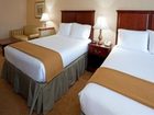 фото отеля Holiday Inn Express Hotel & Suites Branchburg