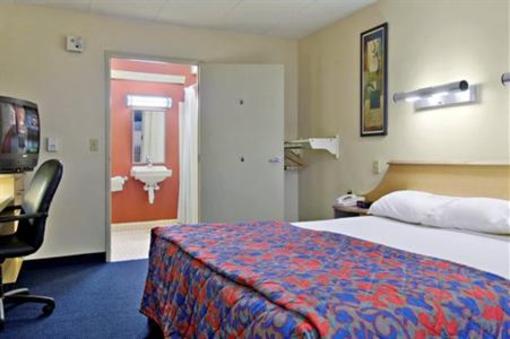 фото отеля Red Roof Inn Washington, DC - BWI Airport