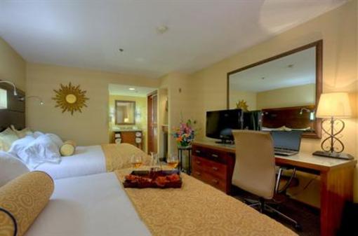 фото отеля Best Western Plus Otay Valley Hotel