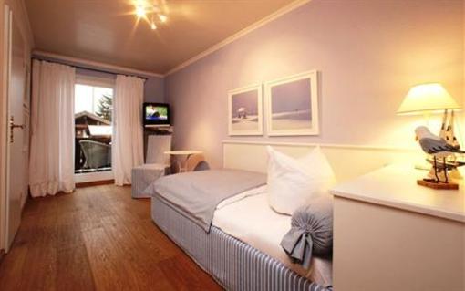фото отеля Hotel Garni Föhrenhof Farchant