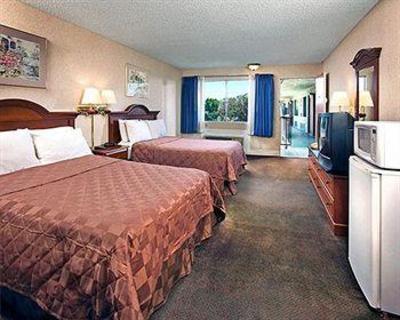 фото отеля Howard Johnson Redlands