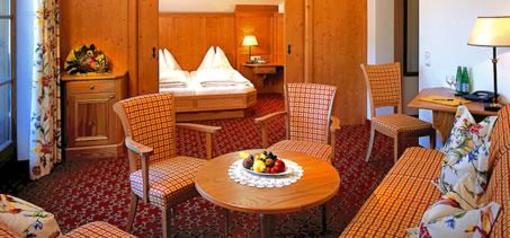 фото отеля Lerch Hotel St. Johann im Pongau