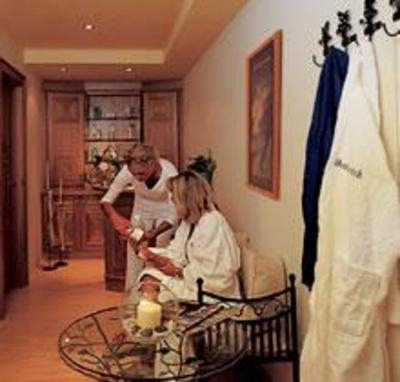 фото отеля Lerch Hotel St. Johann im Pongau
