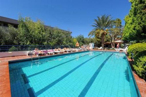 фото отеля Iris Beach Malia Studios & Apartments