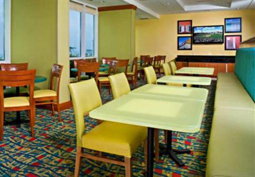 фото отеля Fairfield Inn & Suites Virginia Beach Oceanfront