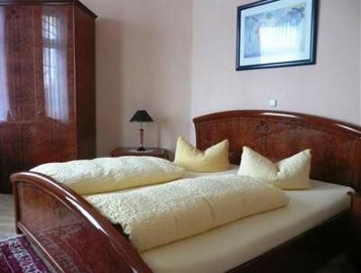 фото отеля Turmhotel Weserblick Garni