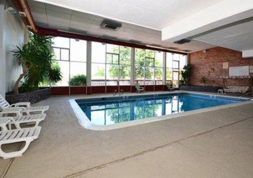 фото отеля Econo Lodge Columbia
