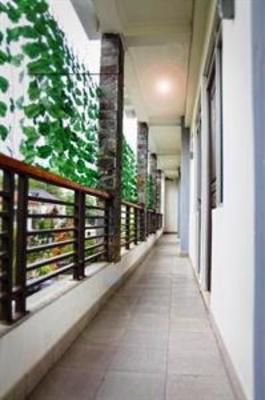 фото отеля Lotus Hotel Bandung