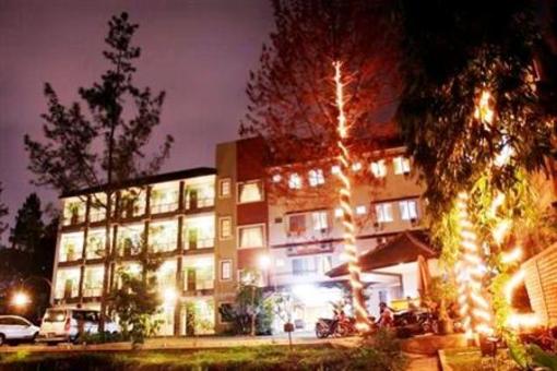 фото отеля Lotus Hotel Bandung