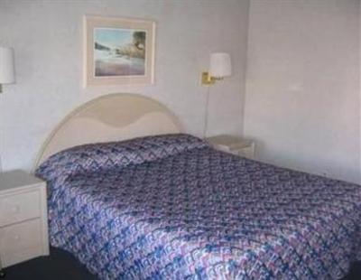 фото отеля Discovery Inn Seaside (California)