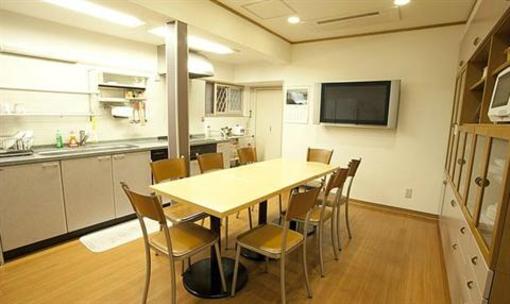 фото отеля Tokyo House Ikebukuro